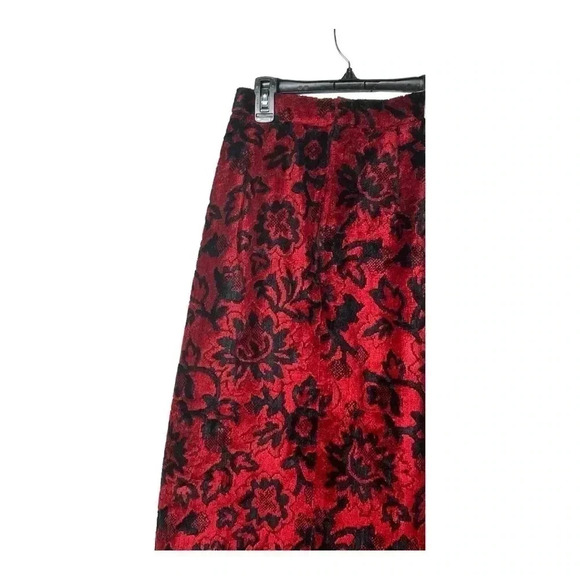 1539. VINTAGE 1960’s RED BLACK IN COLOR TAPESTRY MAXI SKIRT SEE MEASUREMENTS - Picture 8 of 9